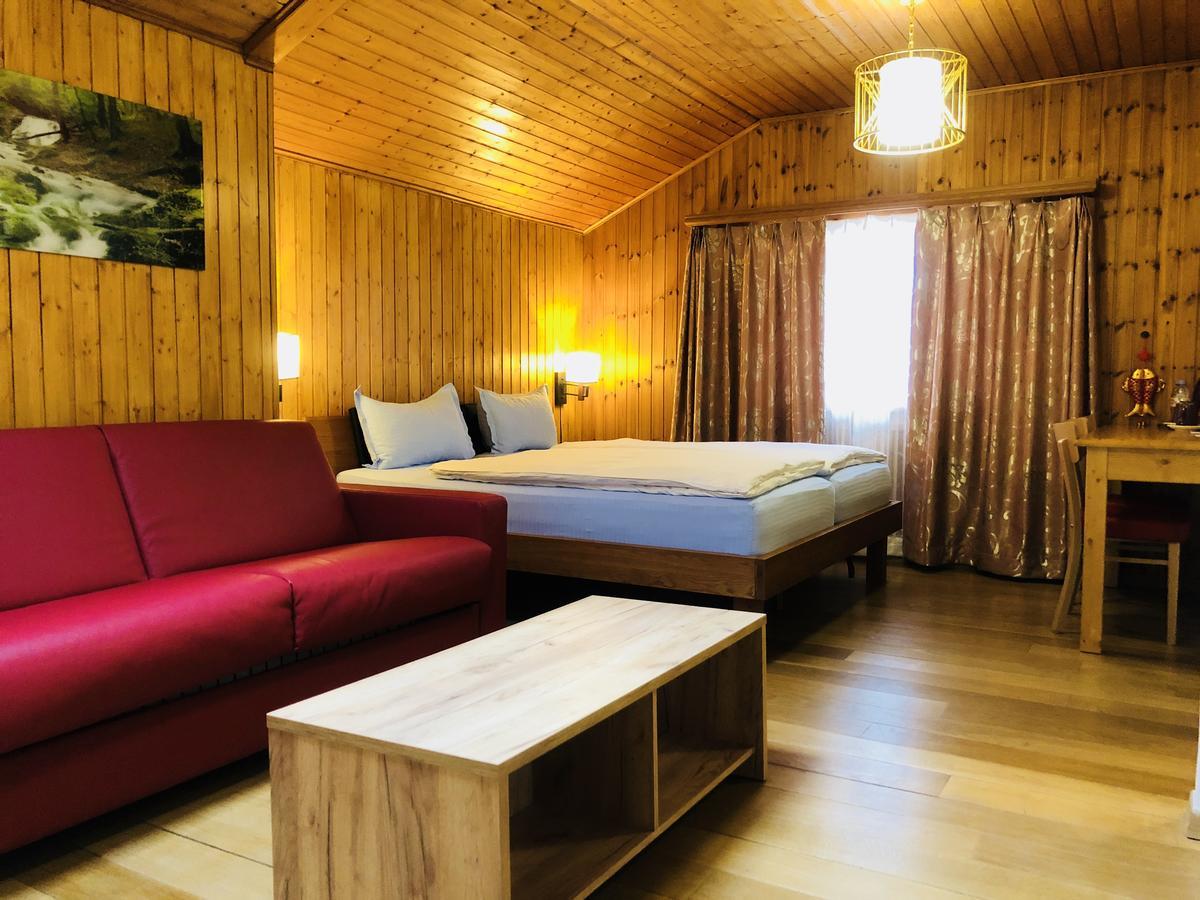 Qi-Lin Hotel Restaurant Ayer 외부 사진