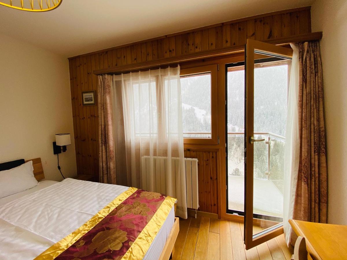 Qi-Lin Hotel Restaurant Ayer 외부 사진
