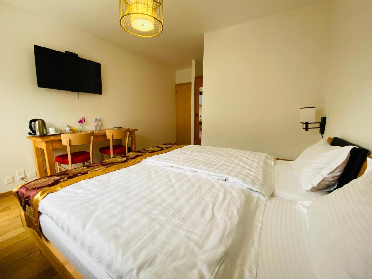 Qi-Lin Hotel Restaurant Ayer 외부 사진