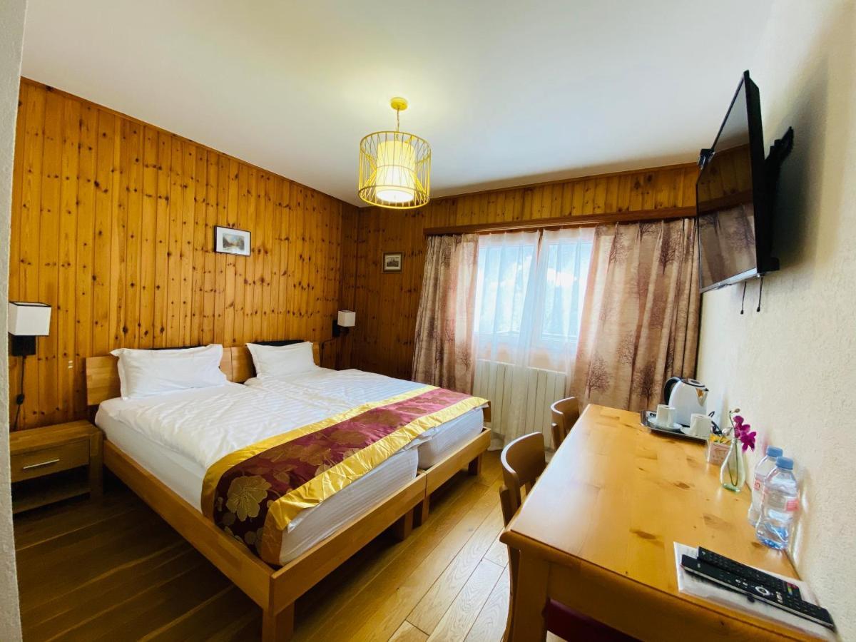Qi-Lin Hotel Restaurant Ayer 외부 사진