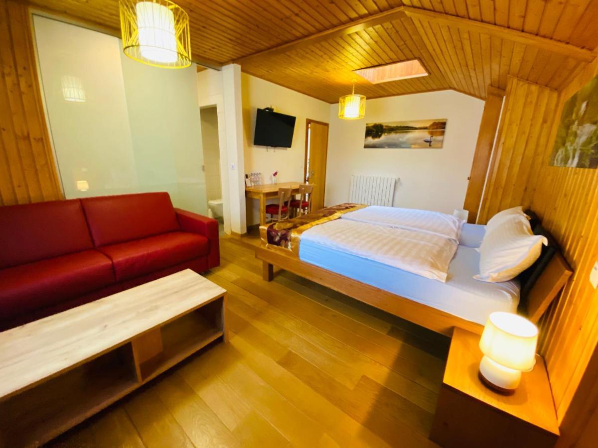 Qi-Lin Hotel Restaurant Ayer 외부 사진